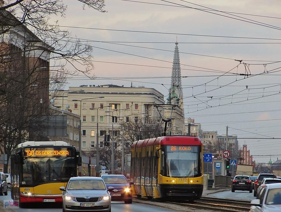 Dwadzieścia sześć i sto dziewiędziesiąt w al. Solidarności