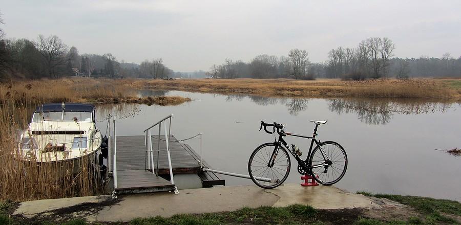 Przy trapie - Port Radzewice