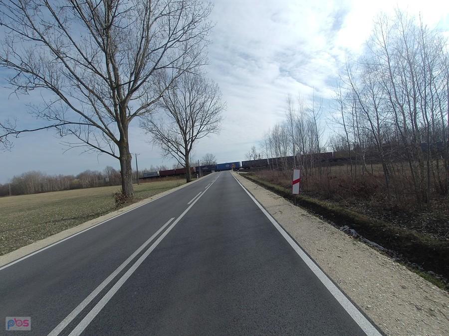 Pociąg jedzie