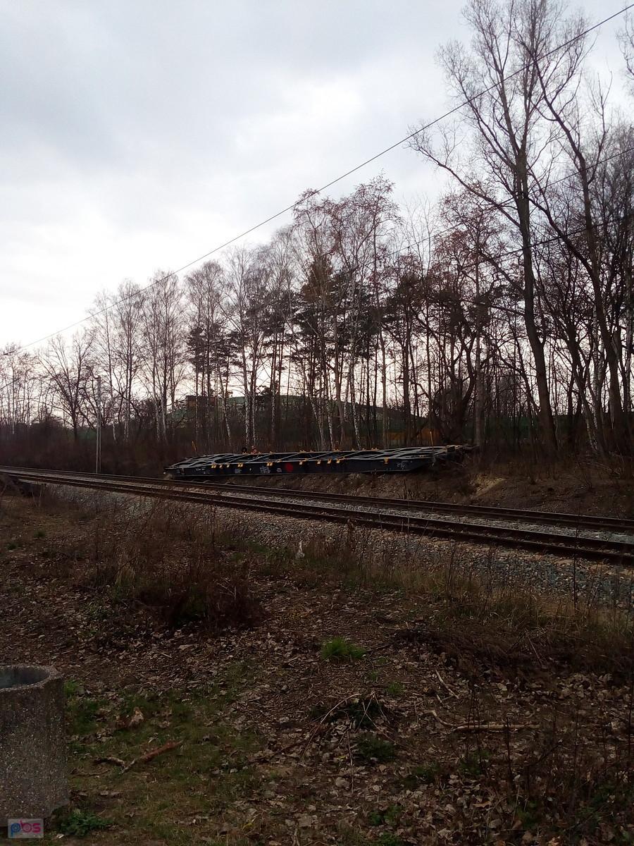 Co tam leży przy torach?