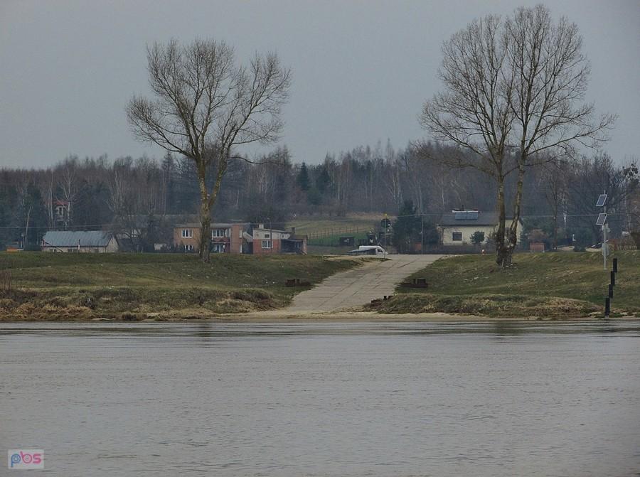 Wychódźc po drugiej stronie Wisły
