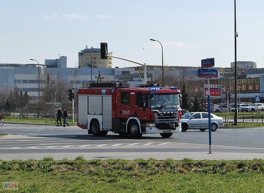 Straż Pożarna leci do wypadku na Puławskiej