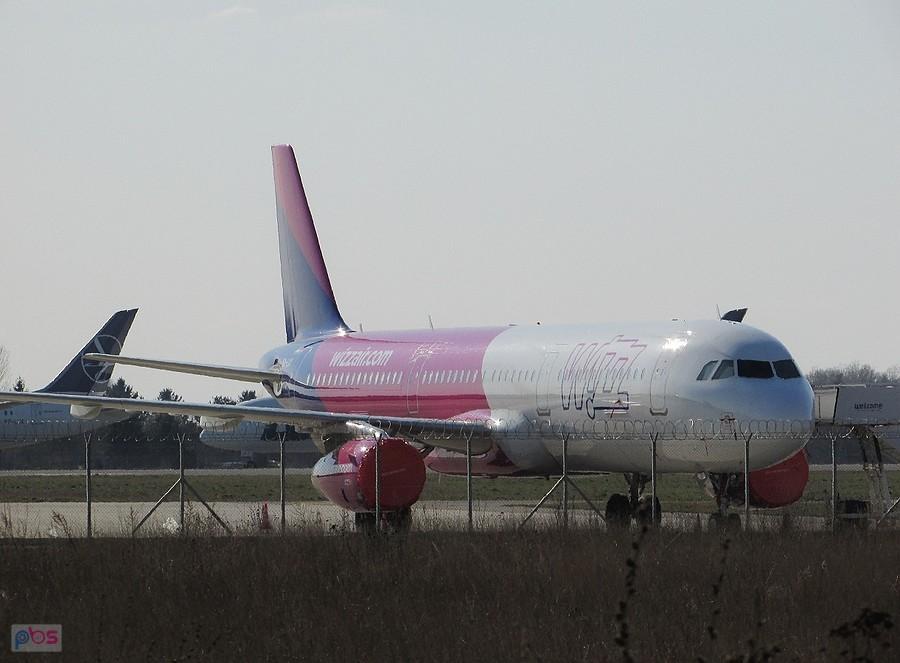 Samolot Wizz Air - największego węgierskiego przewoźnika