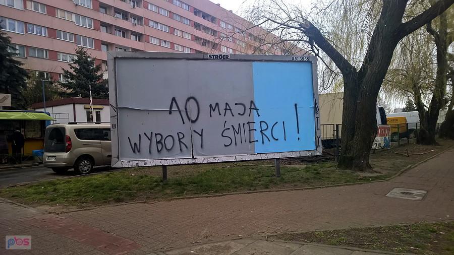 Złowieszczy tekst z ulicy Santockiej.