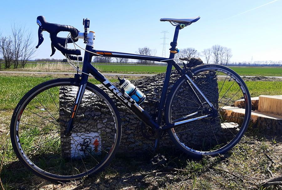 A symbole rowerowe runą, runą, runą - Sady