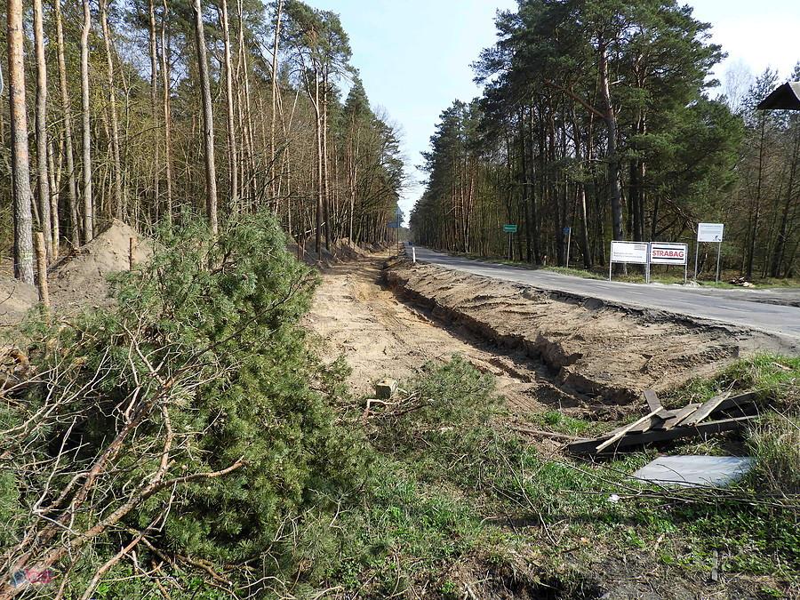 W budowie jezdnia łącząca Głębokie z Wołczkowem.