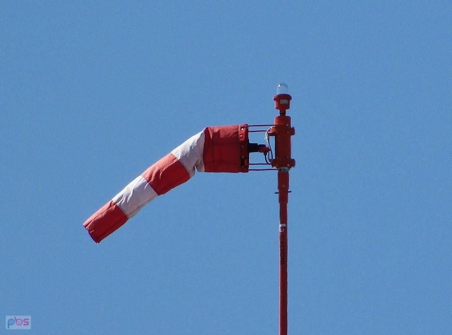 Rękaw na lądowisku dla helikopterów Szpitala Południowego