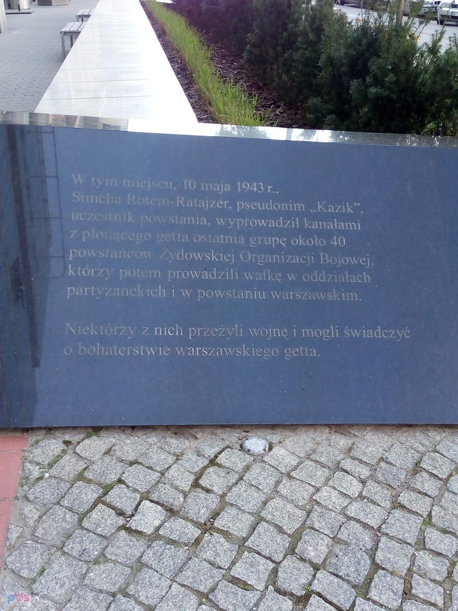 i tablica informacyjna