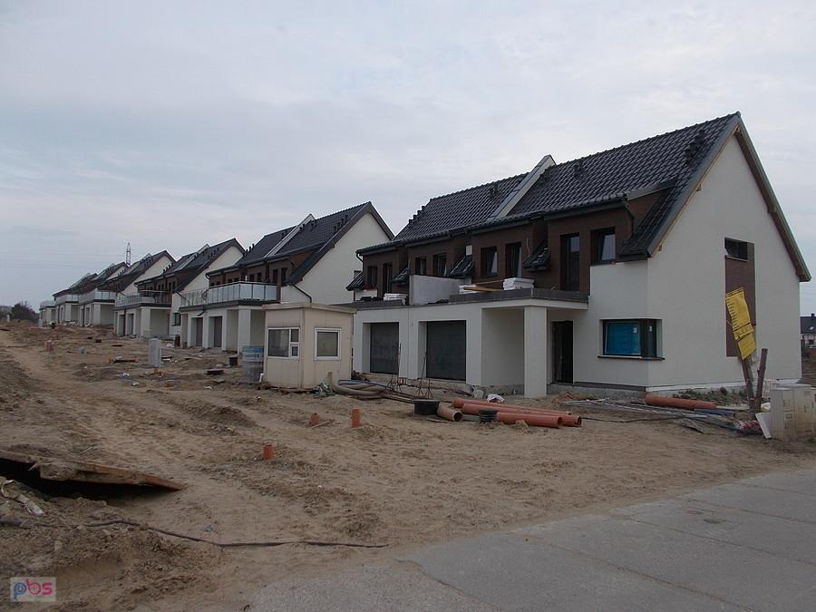 Nowe domki na Bielanach