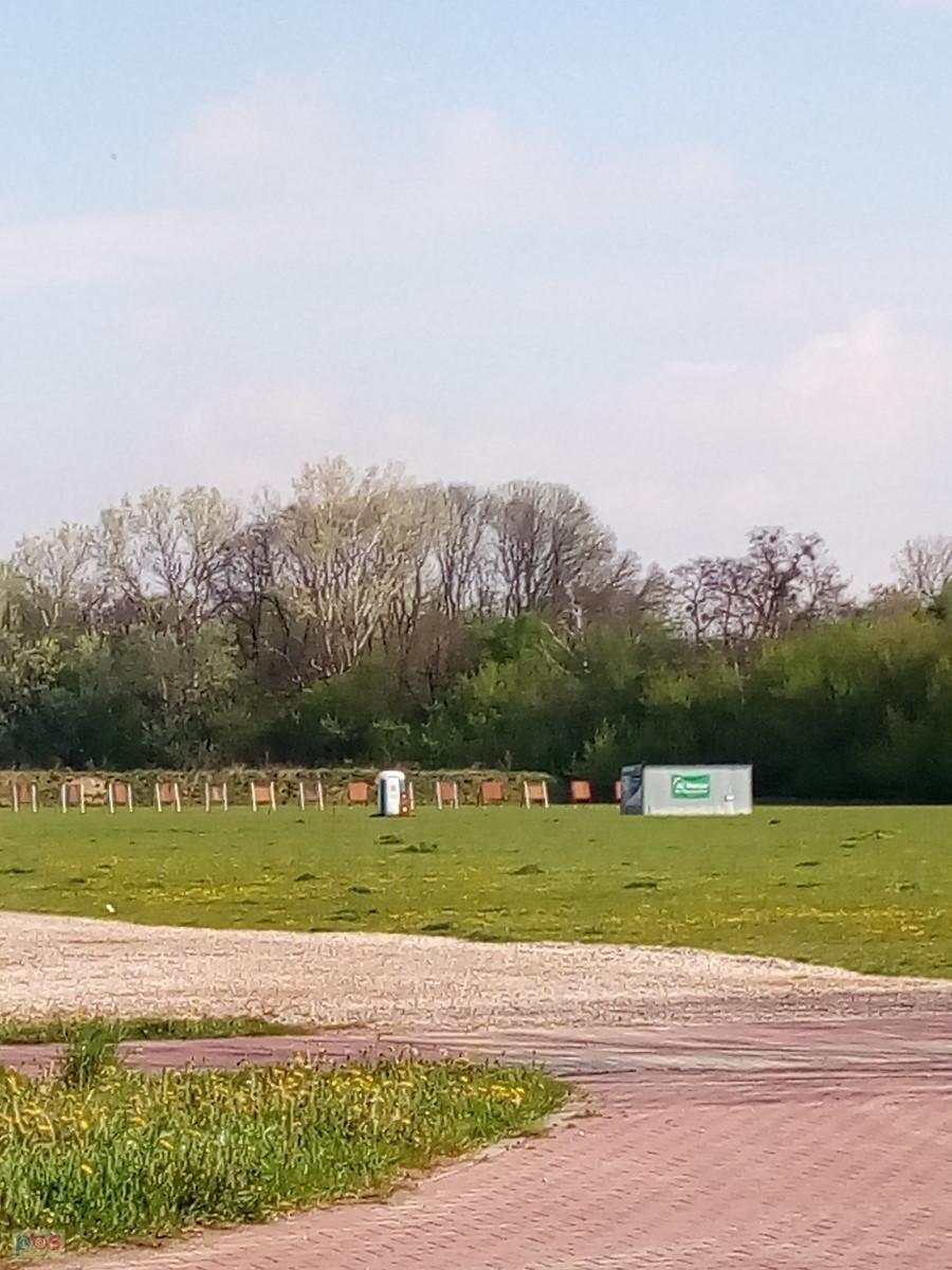 W Kaputach rozstawili tarcze do strzelania z łuków