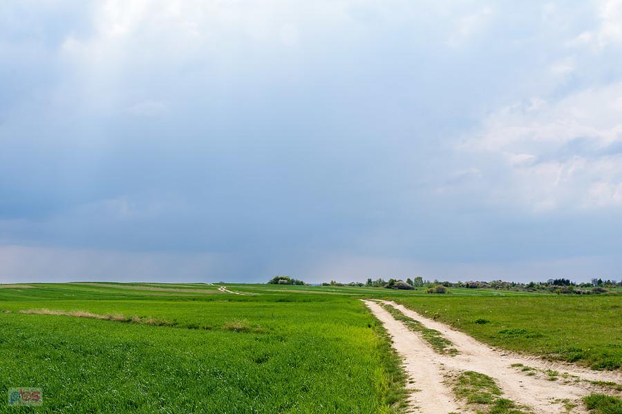 Jaroszów ujęcie w kierunku Wysokiej Lelowskiej