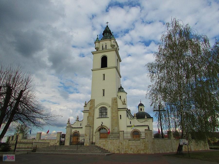 Klwów - kościół Świętego Macieja Apostoła