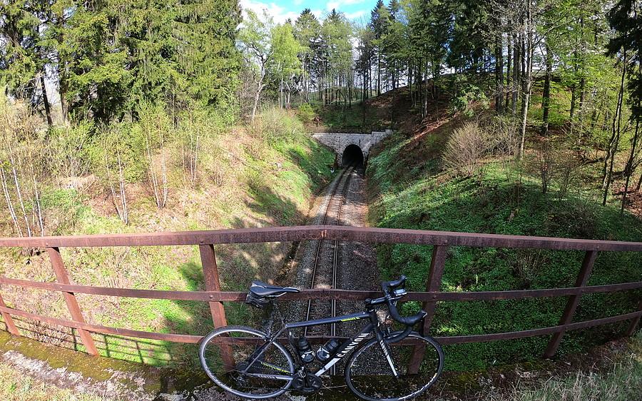 Kolejowe takie tam. Tunel w Kulinie