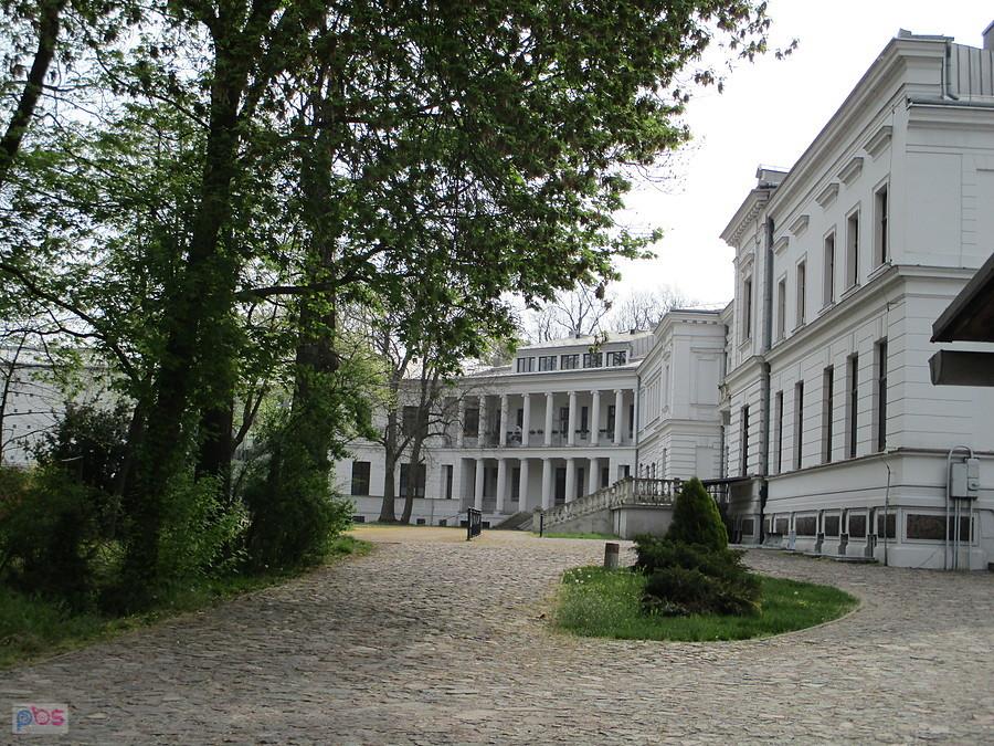 Pałac w Szymanowie