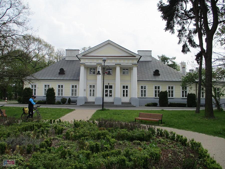 Sochaczew Czerwonka - Dwór