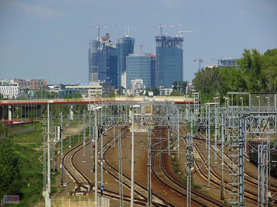Mocna grupa z ronda Daszyńskiego