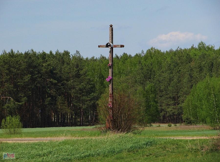 Krzyż przydrożny