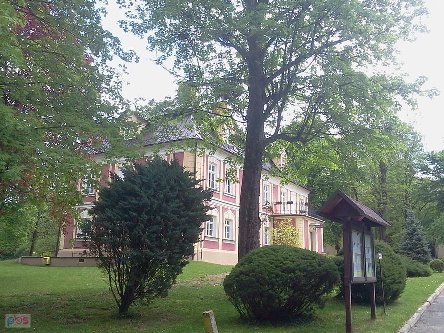 Pałac w Pogórzu