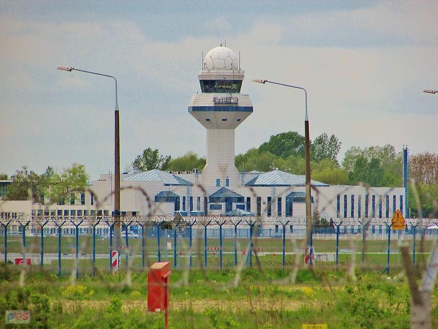 Wieża kontroli lotów