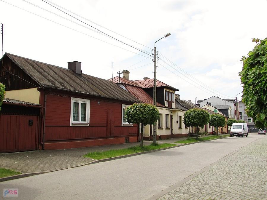 Jedlińsk to wieś ale zabudowę ma małomiasteczkową