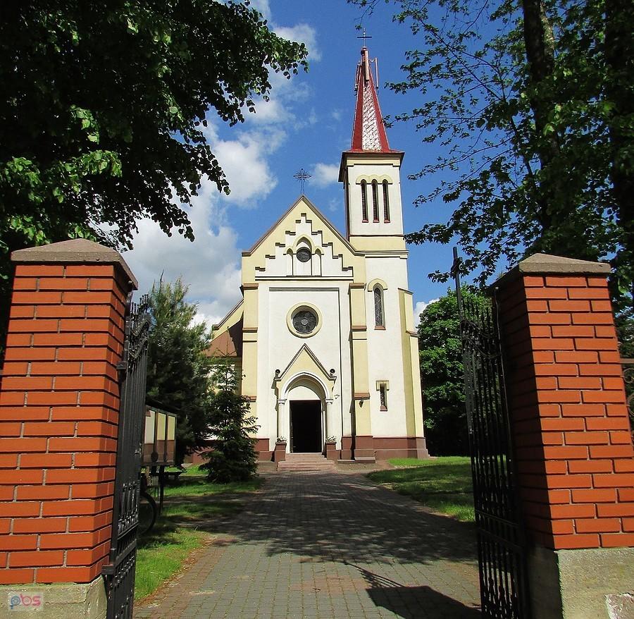 Osuchów - kościół św. Stanisława Biskupa