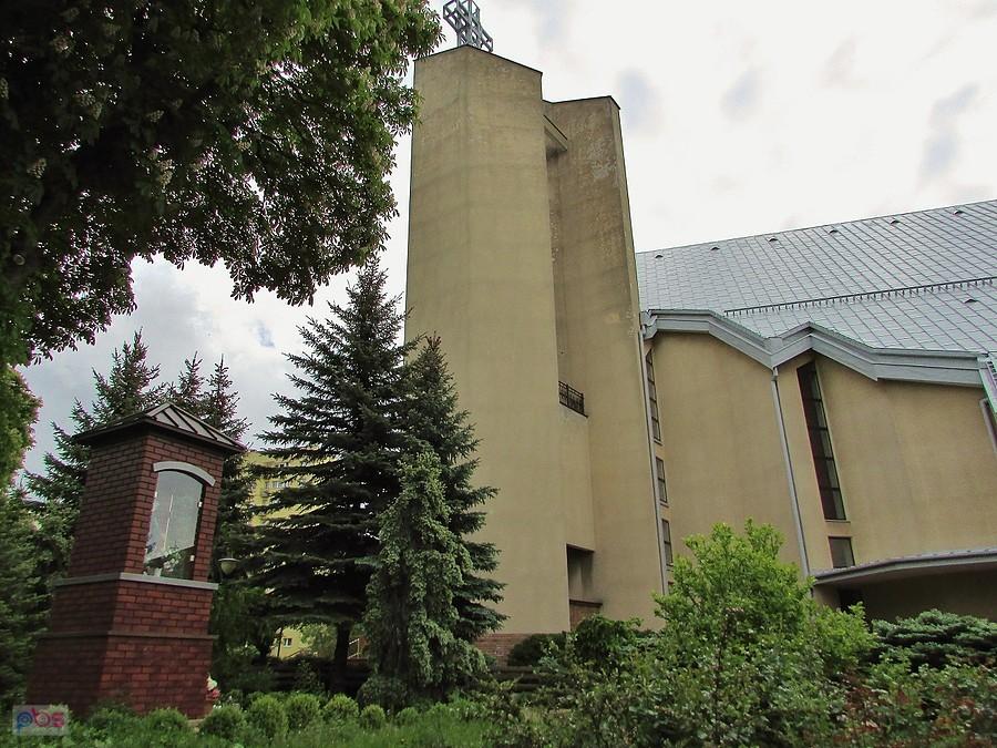 Widok kościoła od strony ul. Mołdawskiej