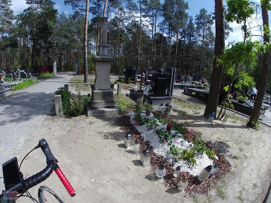 Wiktor Bater i jego mama. Przeżyła go o 19 dni.