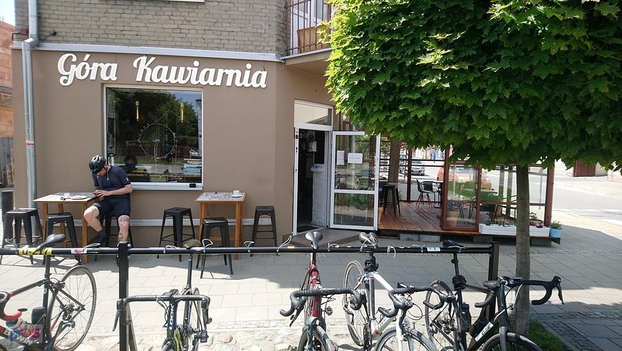 Góra Kawiarnia zyskała ogródek