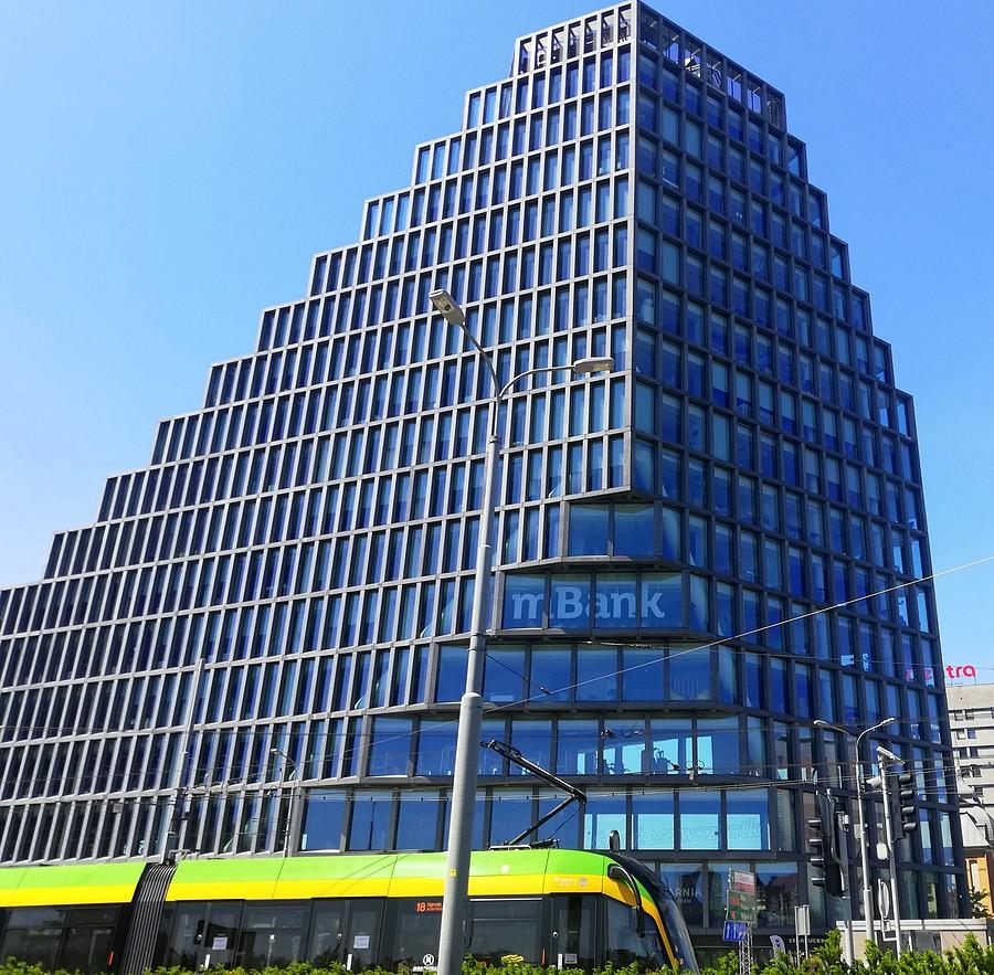 Nowy Bałtyk przy Rondzie Kaponiera, Poznań