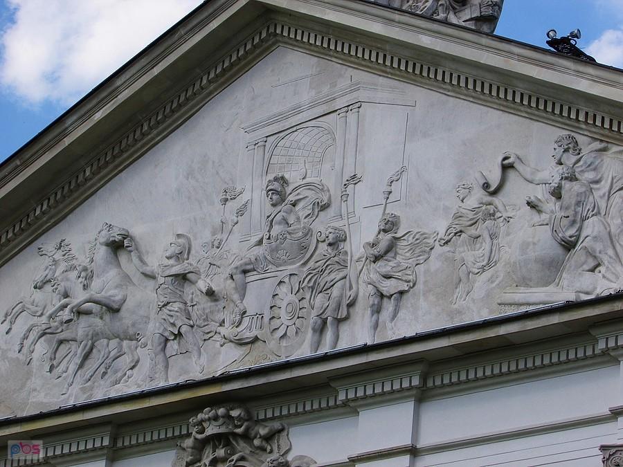Tympanon Pałacu Rzeczypospolitej
