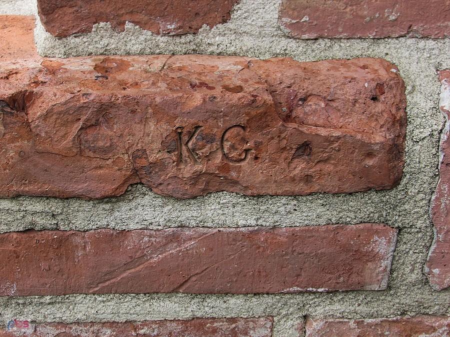 Stempel cegielni w Kawęczynie należącej do Kazimierza Granzowa