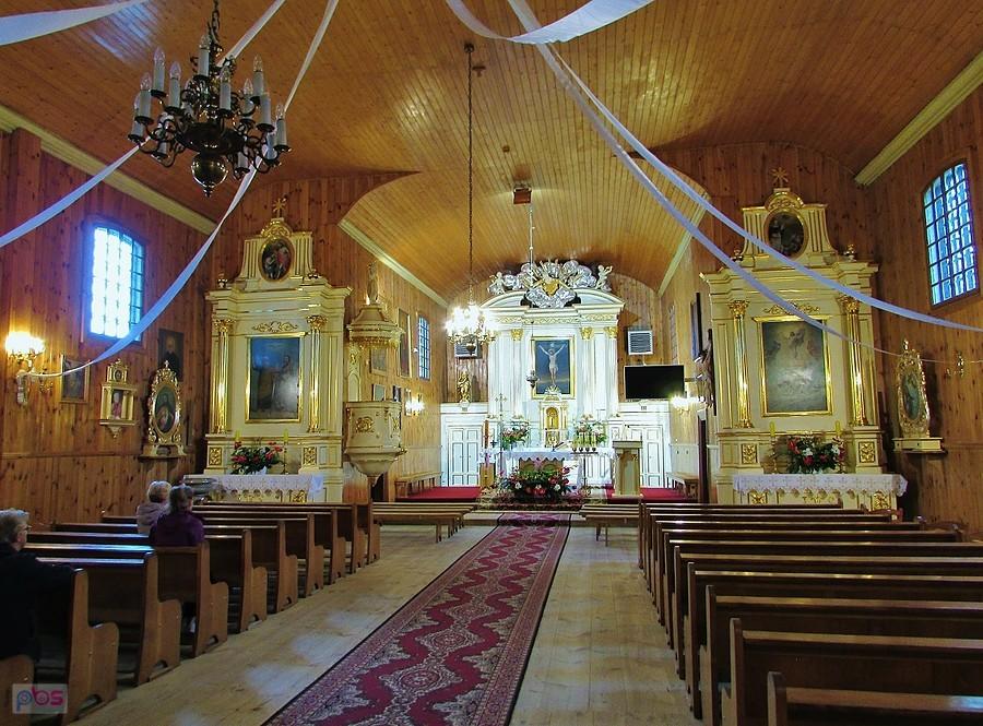 Wnętrze kościoła w Wodyniach