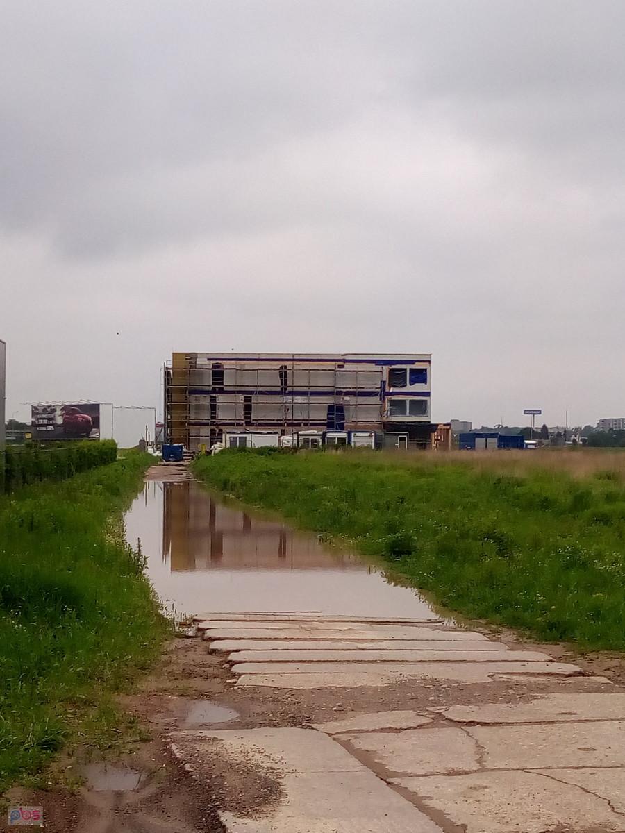 Lepiej autem czy kajakiem?