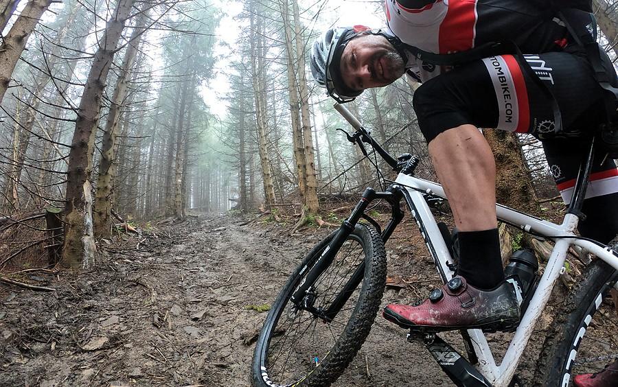 Zaczynamy zabawę (czyt. wyrypę MTB) w wysokich partiach :)