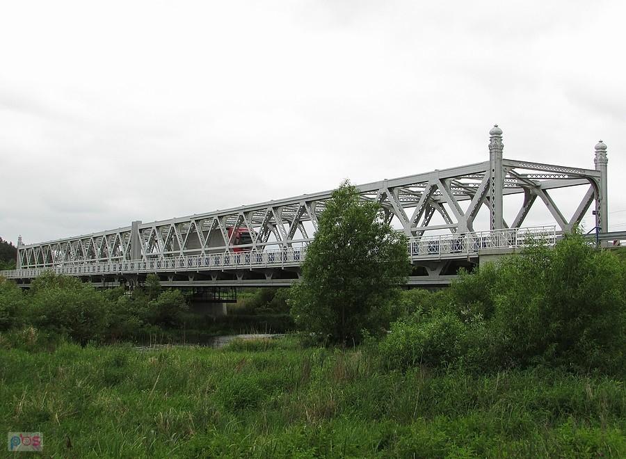 Wędrujący most na Narwi