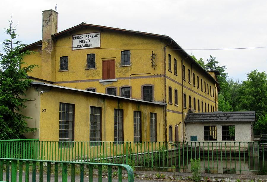 Fabryka tektury, Pilchowice