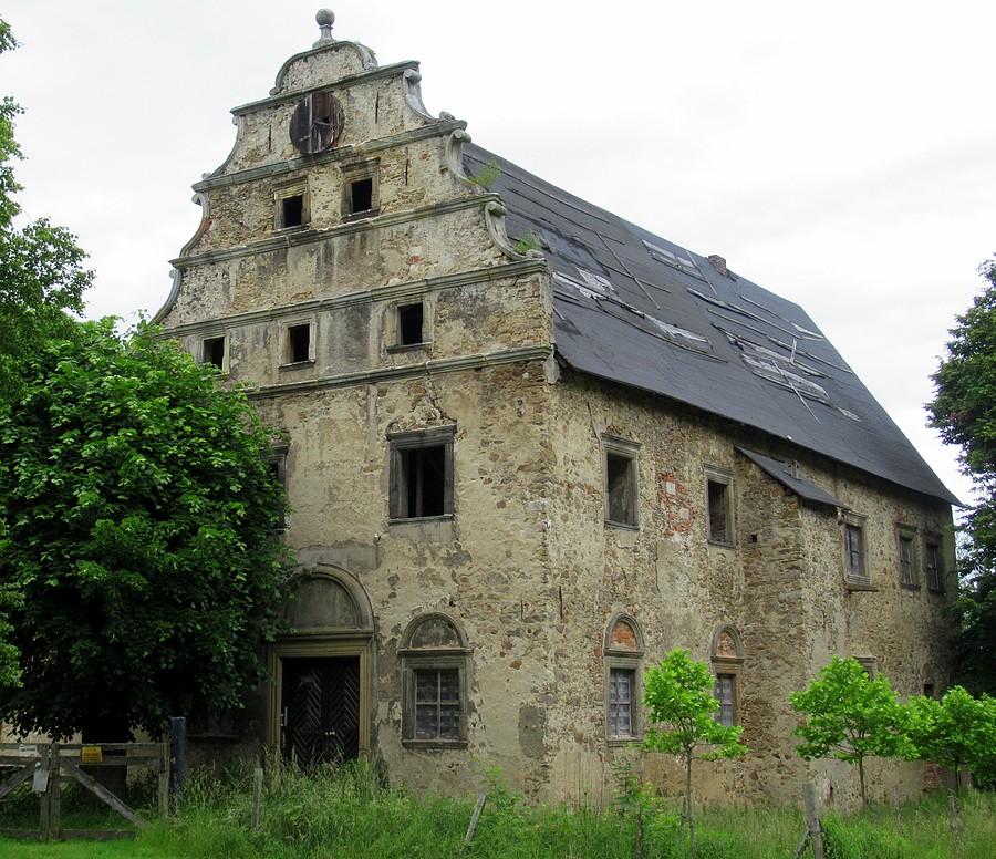 Riuny zabytkowego dworu, Maciejowiec