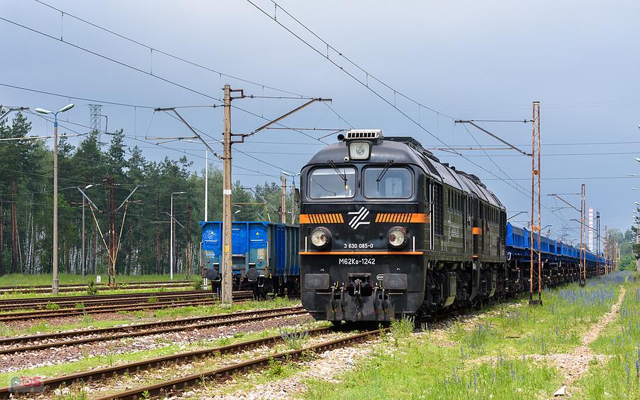 M62Ko-1242 i M62Ko-684 stoją wygaszone na stacji Częstochowa Mirów