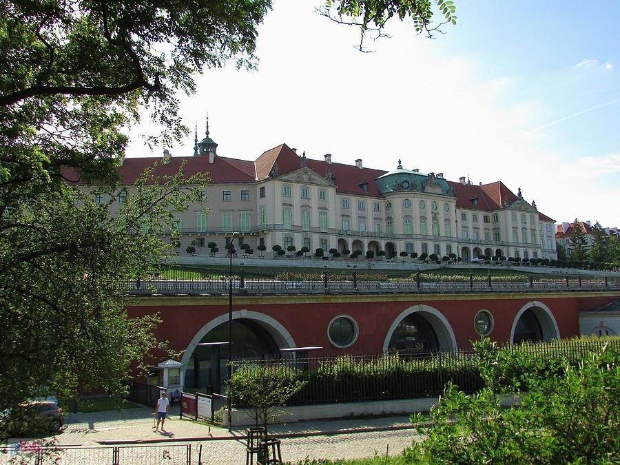 Zamek i Arkady Kubickiego