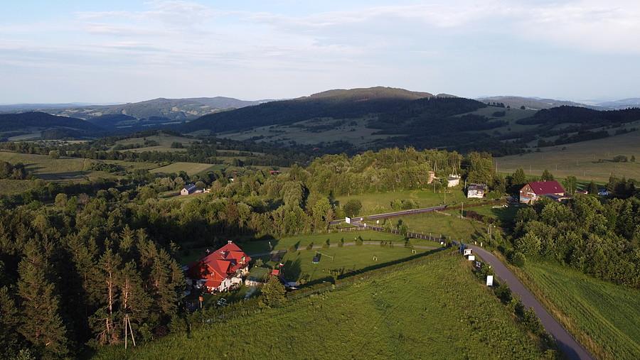 Widoczek na Góry Kaczawskie z Kapelli