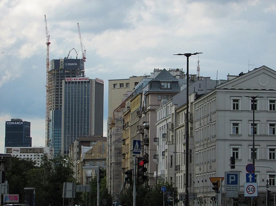 Varso Tower z Polnej
