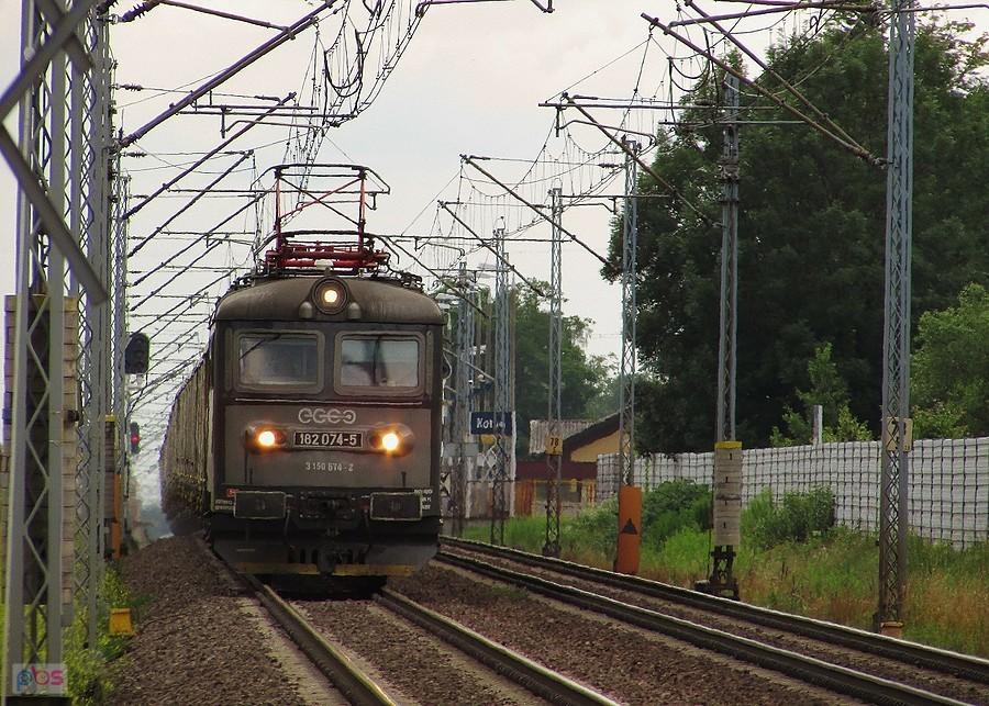 Bliskie spotkanie w Kotuniu z ponad 50 letnią Škodą