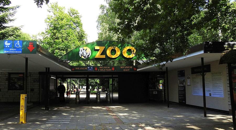 Wejście do poznańskiego ZOO