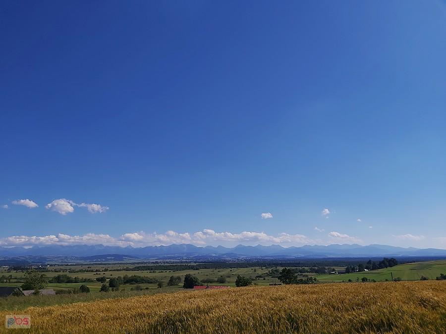Piękny widok na całe Tatry