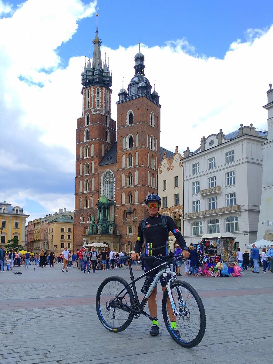 U celu: Bazylika Mariacka.
