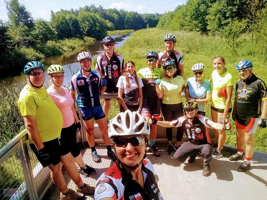 Rowerowy postój nad Wierzycą