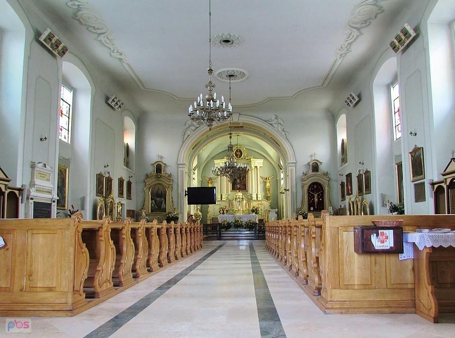 Wnętrze świątyni w Brańszczyku