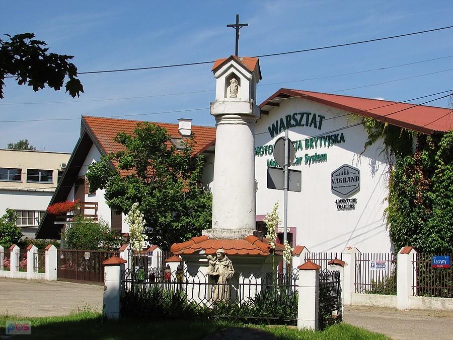 Śliczna kapliczka na Wyczółkach