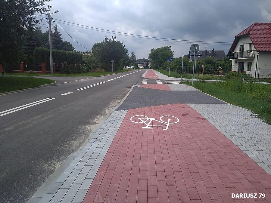 Brzesko - Jednych z nielcznych rowerowych w tym mieście ....