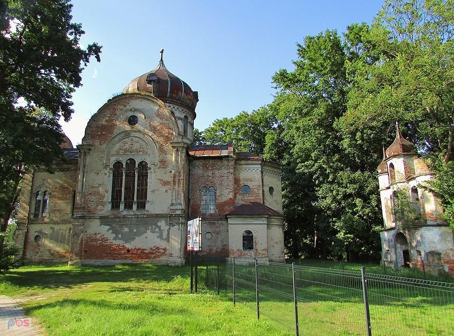 Cerkiew i dzwonnica w Starym Dzikowie